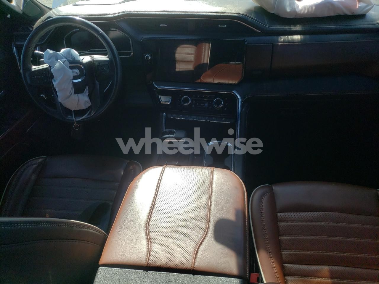 Photo 8 of 2023 GMC SIERRA K1500 DENALI ULTIMATE (VIN 1GTUUHE8XPZ238057)