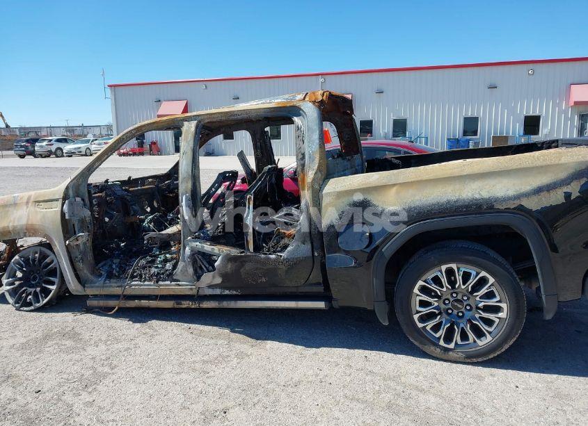 Photo 13 of 2023 Gmc Sierra 1500 4WD SHORT BOX DENALI ULTIMATE (VIN 1GTUUHEL7PZ235217)