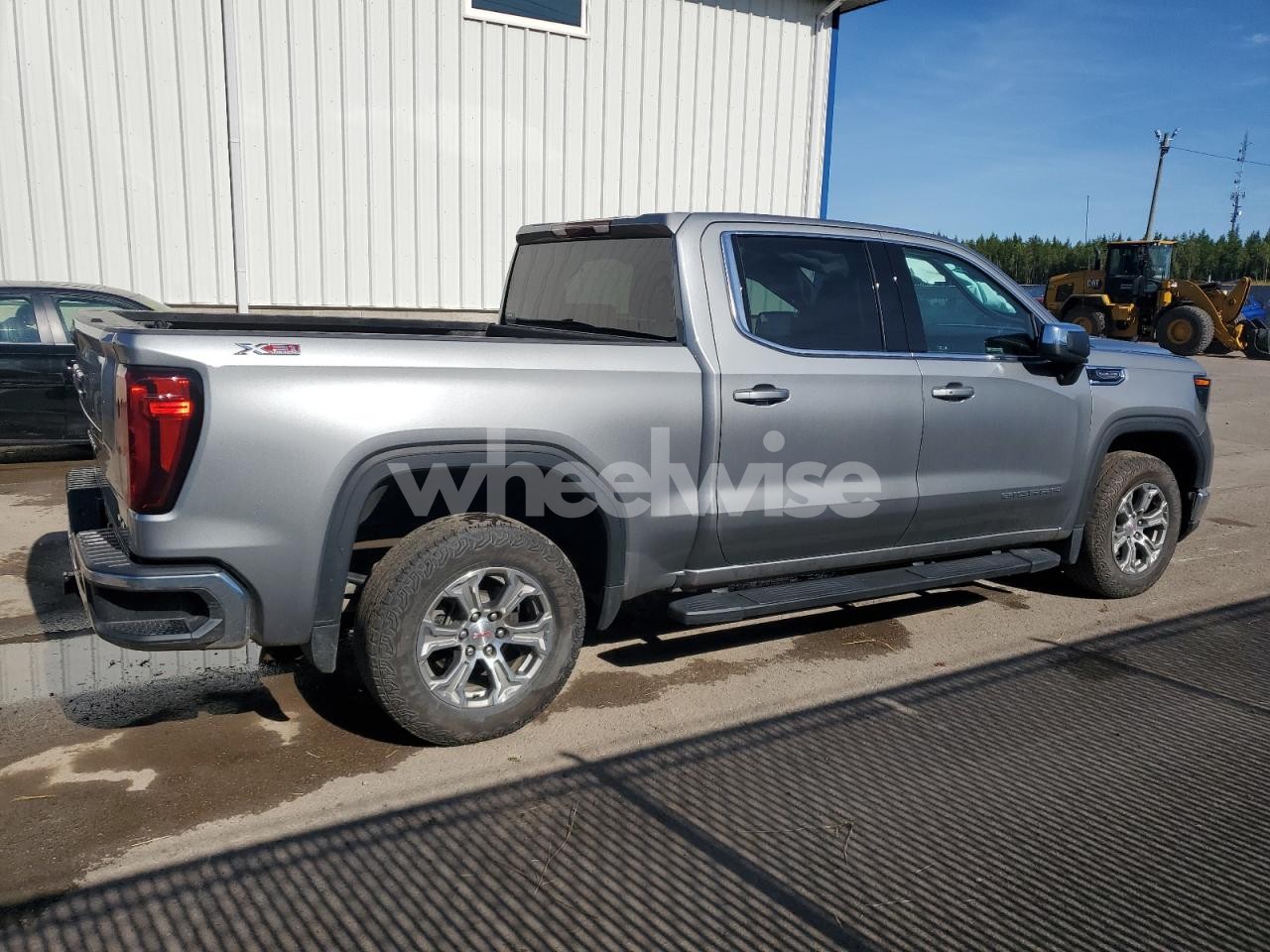 Photo 3 of 2023 GMC SIERRA K1500 SLE (VIN 1GTUUHEL9PZ273709)