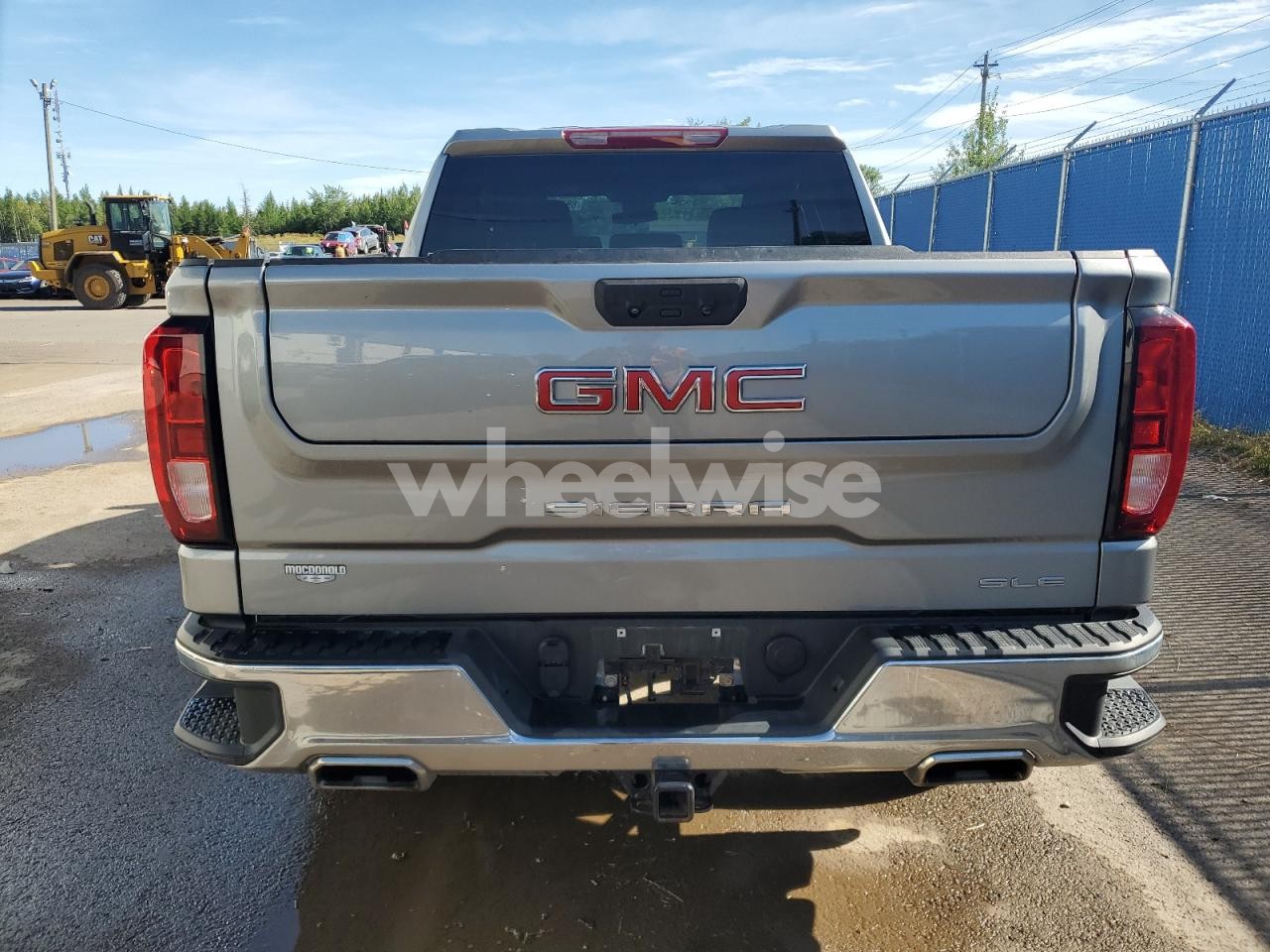 Photo 6 of 2023 GMC SIERRA K1500 SLE (VIN 1GTUUHEL9PZ273709)