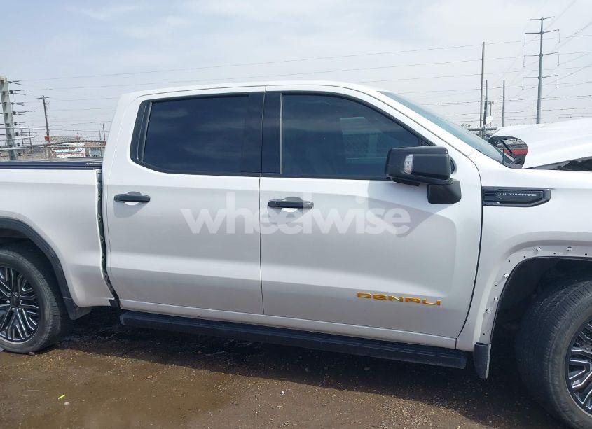 Photo 13 of 2022 Gmc Sierra 1500 4WD SHORT BOX DENALI ULTIMATE (VIN 1GTUUHET3NZ630542)