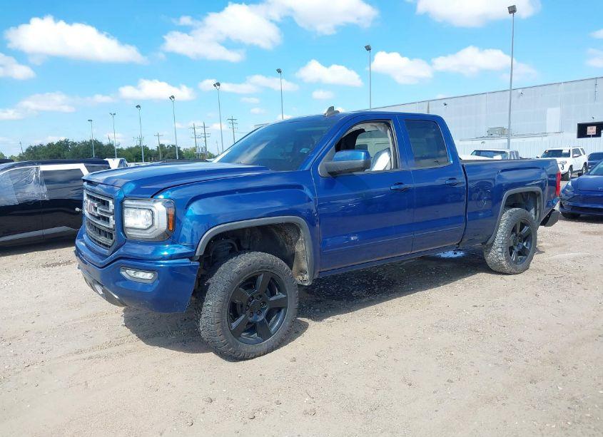 Photo 2 of 2018 Gmc Sierra 1500 (VIN 1GTV2LEC1JZ240207)