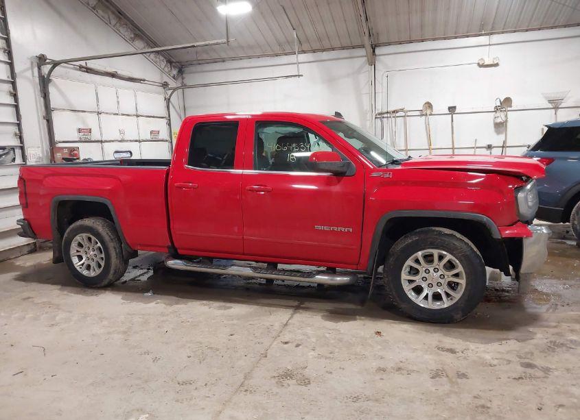 Photo 13 of 2018 Gmc Sierra 1500 SLE (VIN 1GTV2MEC9JZ370838)