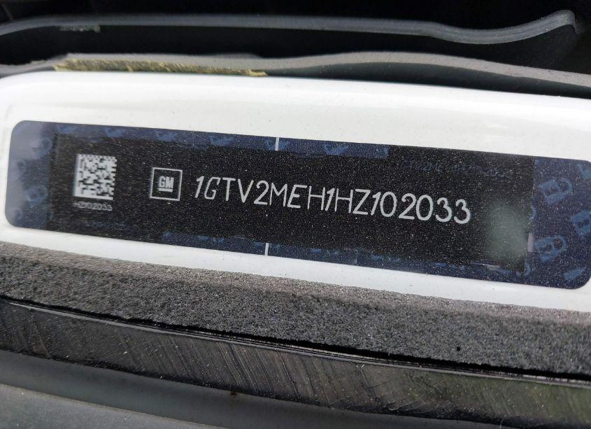 Photo 9 of 2017 Gmc Sierra 1500 SLE (VIN 1GTV2MEH1HZ102033)