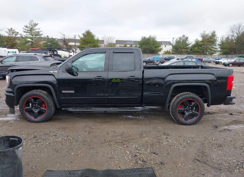 Photo 14 of 2018 Gmc Sierra 1500 SLE (VIN 1GTV2MEH4JZ324569)