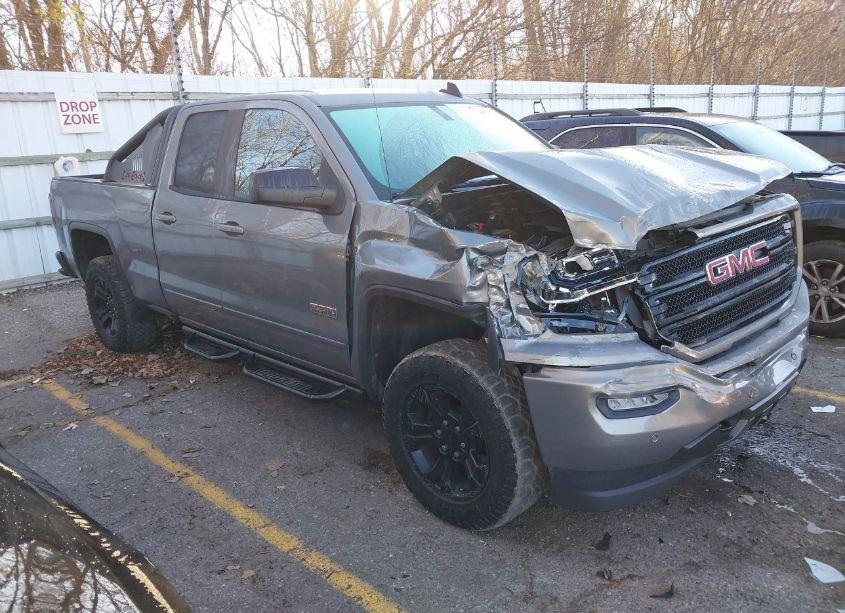 2017 Gmc Sierra 1500 SLT (VIN 1GTV2NEC7HZ171819) main photo