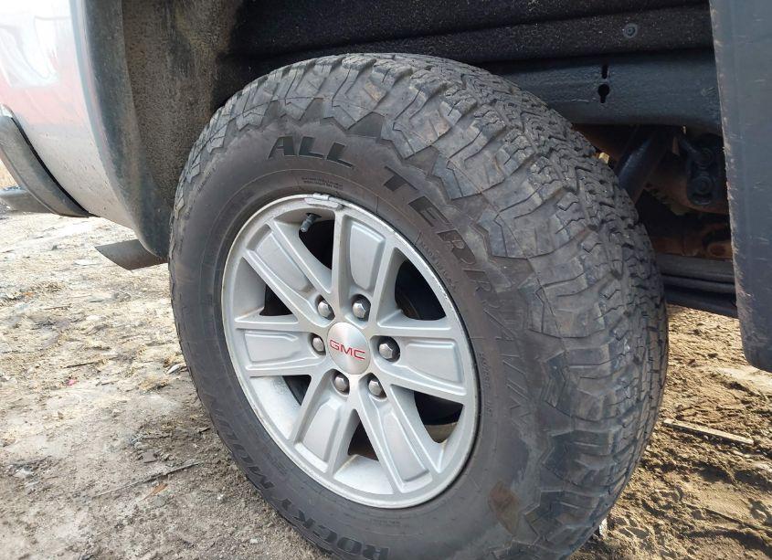 Photo 12 of 2015 Gmc Sierra 1500 SLE (VIN 1GTV2UEC2FZ392672)