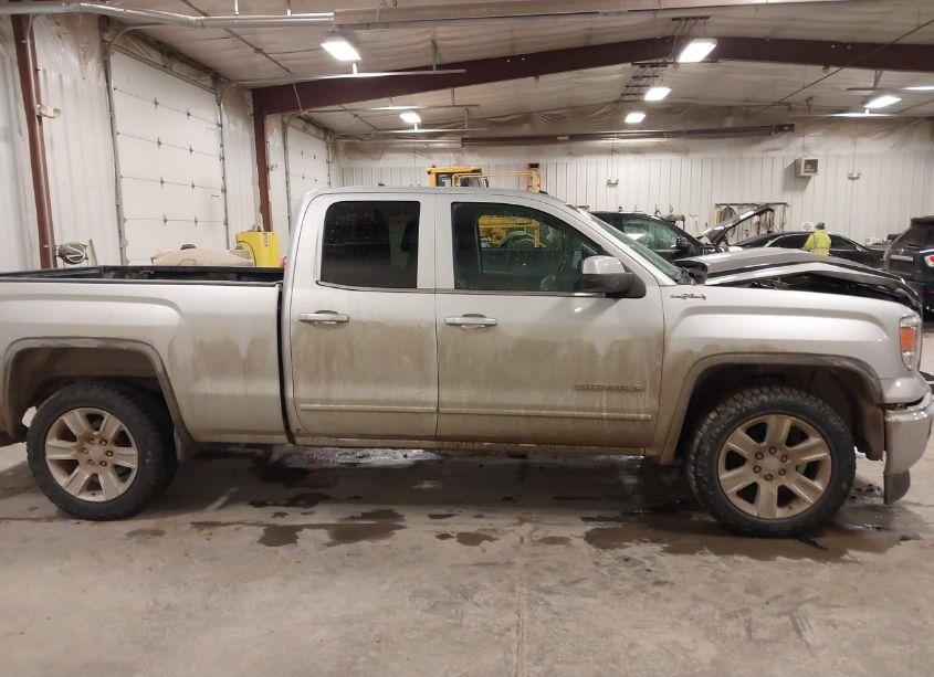 Photo 13 of 2015 Gmc Sierra 1500 SLE (VIN 1GTV2UEC6FZ431179)