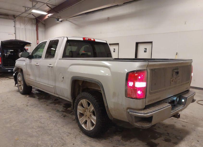 Photo 3 of 2015 Gmc Sierra 1500 SLE (VIN 1GTV2UEC6FZ431179)