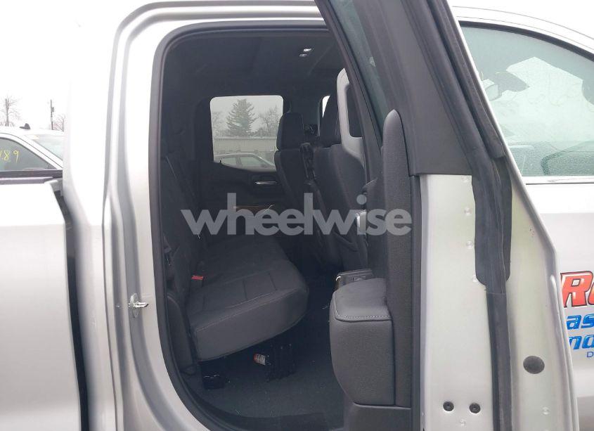 Photo 8 of 2021 Gmc Sierra 1500 4WD DOUBLE CAB STANDARD BOX SLE (VIN 1GTV9BETXMZ375650)