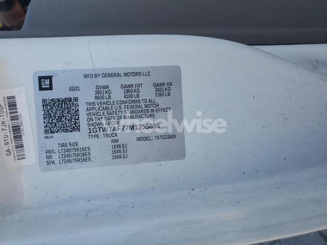 Photo 10 of 2021 GMC SAVANA G2500 (VIN 1GTW7AF77M1255695)