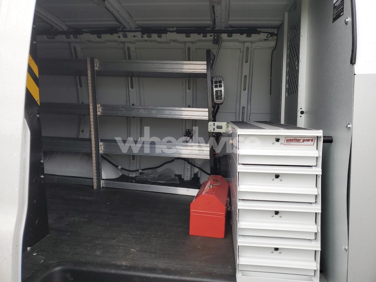 Photo 10 of 2025 GMC SAVANA 2500 UTILITY / SERVICE VAN (VIN 1GTW7AF77S1179750)