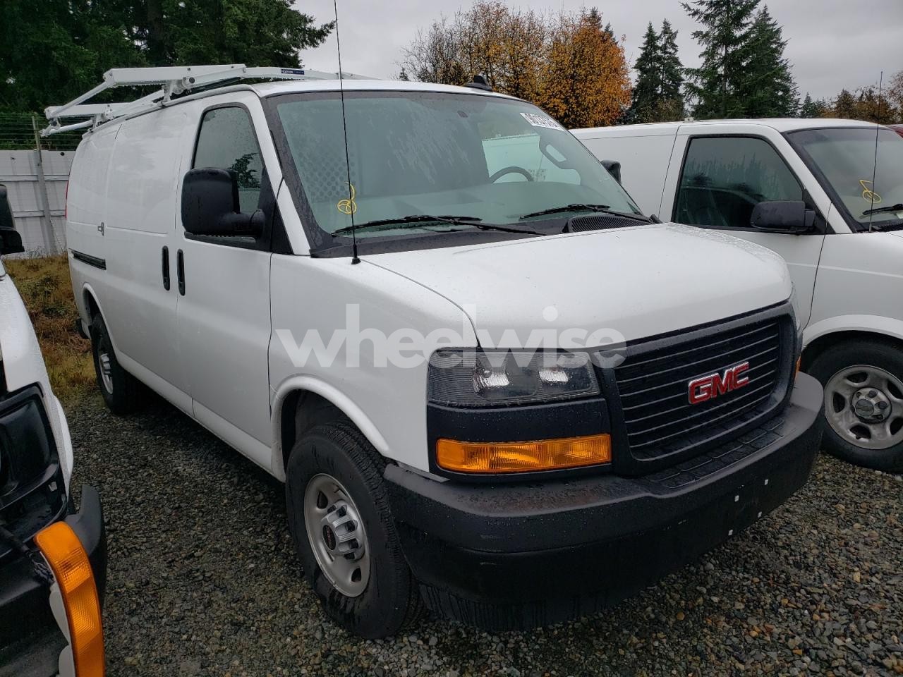 Photo 4 of 2025 GMC SAVANA 2500 UTILITY / SERVICE VAN (VIN 1GTW7AF77S1179750)