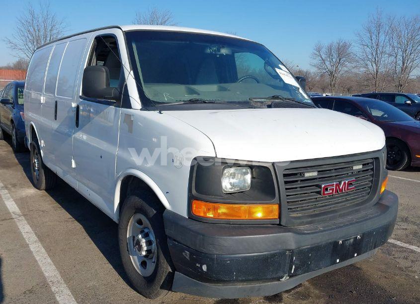 2017 Gmc Savana 2500 WORK VAN (VIN 1GTW7AFF0H1214905) main photo