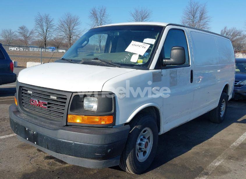 Photo 2 of 2017 Gmc Savana 2500 WORK VAN (VIN 1GTW7AFF0H1214905)
