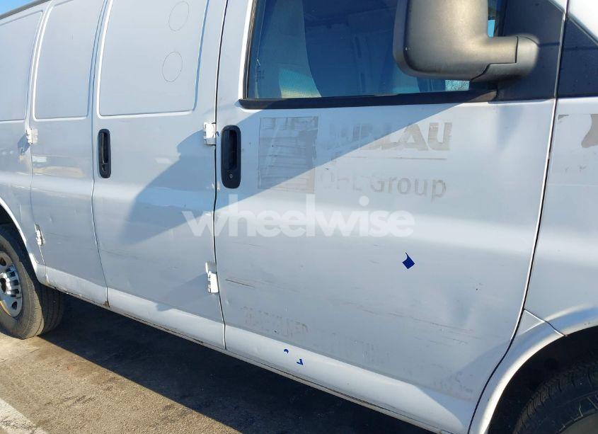 Photo 20 of 2017 Gmc Savana 2500 WORK VAN (VIN 1GTW7AFF0H1214905)