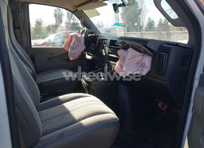 Photo 5 of 2017 Gmc Savana 2500 WORK VAN (VIN 1GTW7AFF0H1294996)