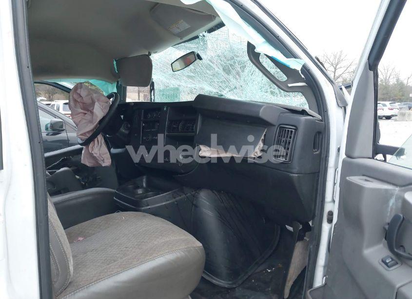 Photo 5 of 2017 Gmc Savana 2500 WORK VAN (VIN 1GTW7AFF3H1911937)