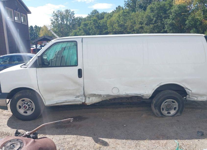 Photo 15 of 2017 Gmc Savana 2500 WORK VAN (VIN 1GTW7AFF7H1909897)