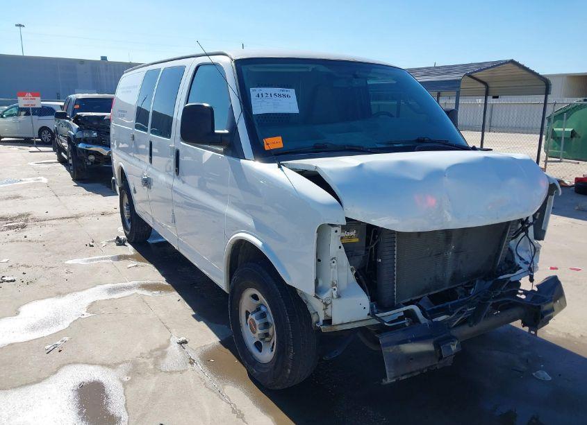 2017 Gmc Savana 2500 WORK VAN (VIN 1GTW7AFFXH1907741) main photo