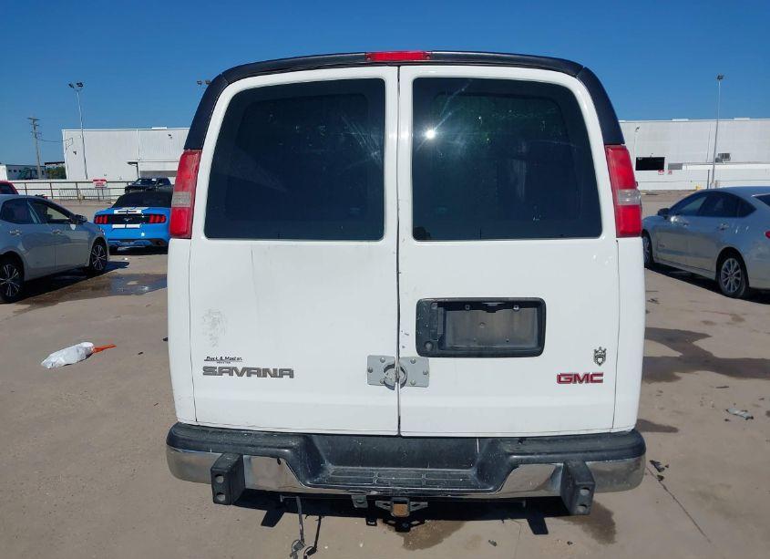 Photo 17 of 2017 Gmc Savana 2500 WORK VAN (VIN 1GTW7AFFXH1907741)