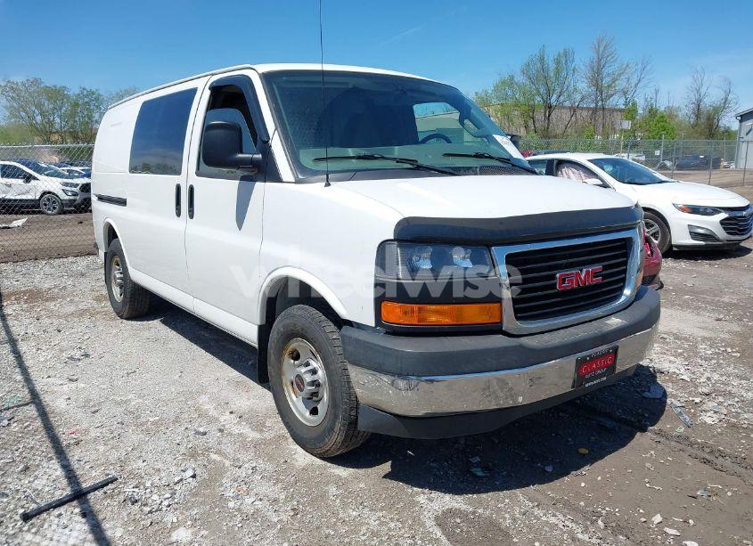 2017 Gmc Savana 2500 WORK VAN (VIN 1GTW7AFFXH1909070) main photo