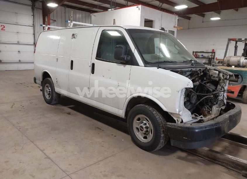 2017 Gmc Savana 2500 WORK VAN (VIN 1GTW7AFG9H1150162) main photo