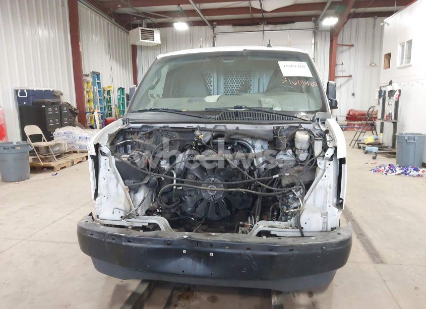 Photo 13 of 2017 Gmc Savana 2500 WORK VAN (VIN 1GTW7AFG9H1150162)