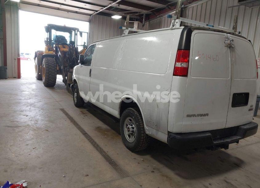 Photo 3 of 2017 Gmc Savana 2500 WORK VAN (VIN 1GTW7AFG9H1150162)