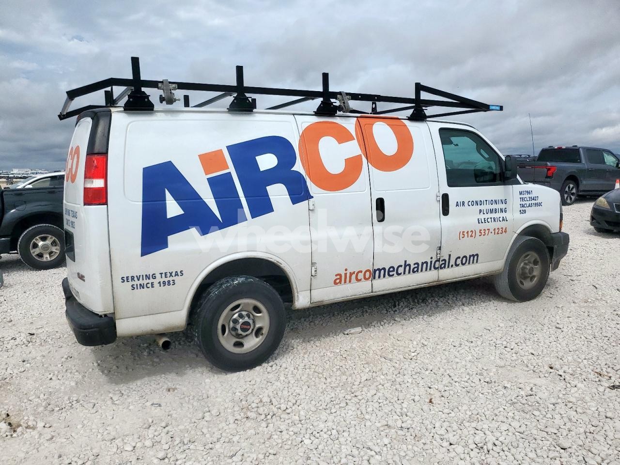 Photo 3 of 2023 GMC SAVANA G2500 (VIN 1GTW7AFP2P1143861)