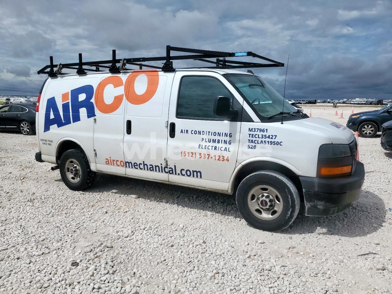 Photo 4 of 2023 GMC SAVANA G2500 (VIN 1GTW7AFP2P1143861)