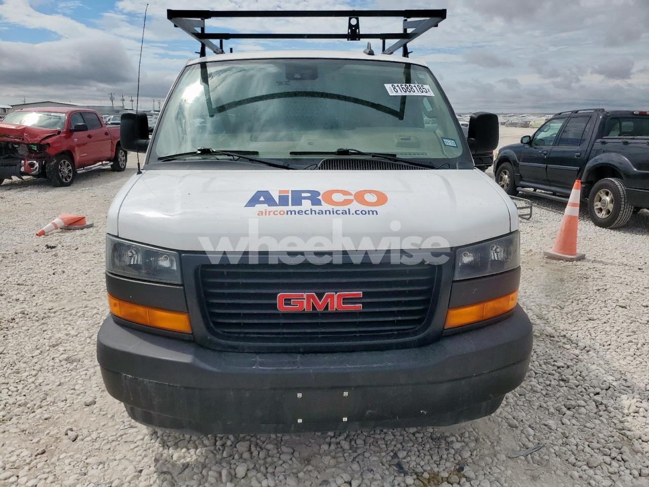 Photo 5 of 2023 GMC SAVANA G2500 (VIN 1GTW7AFP2P1143861)