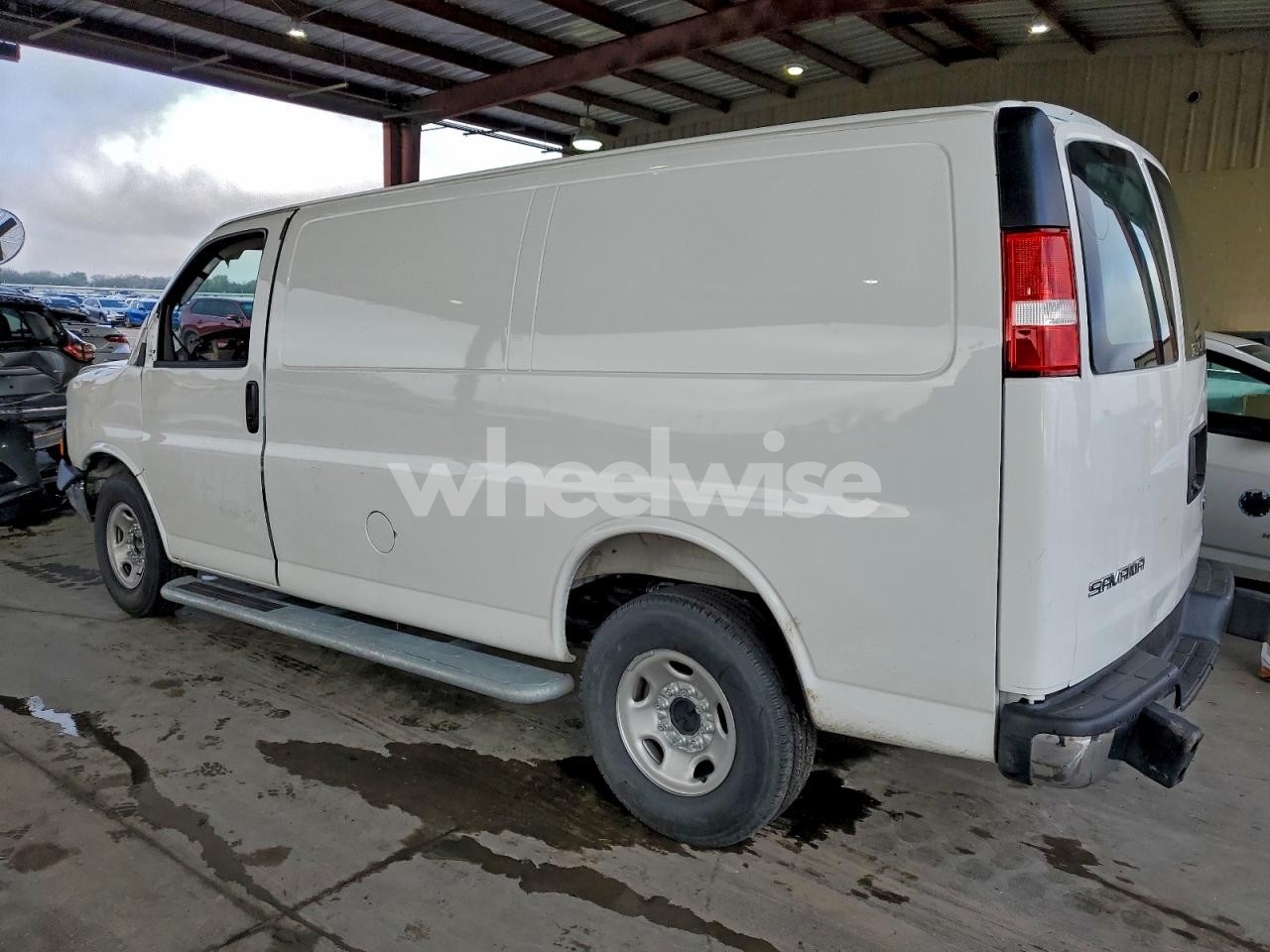 Photo 2 of 2025 GMC SAVANA G2500 (VIN 1GTW7AFP2S1250417)