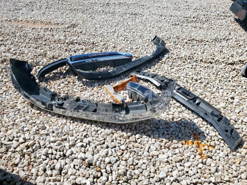 Photo 5 of 2024 GMC SAVANA G2500 (VIN 1GTW7AFP4R1234245)