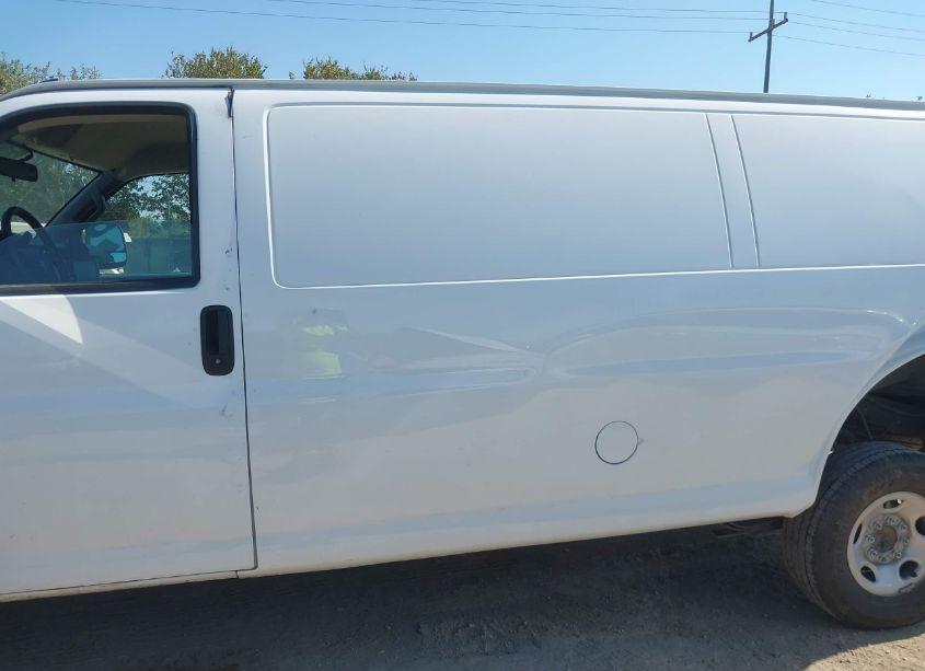 Photo 14 of 2023 Gmc Savana CARGO RWD 2500 EXTENDED WHEELBASE WORK VAN (VIN 1GTW7BFP3P1107490)