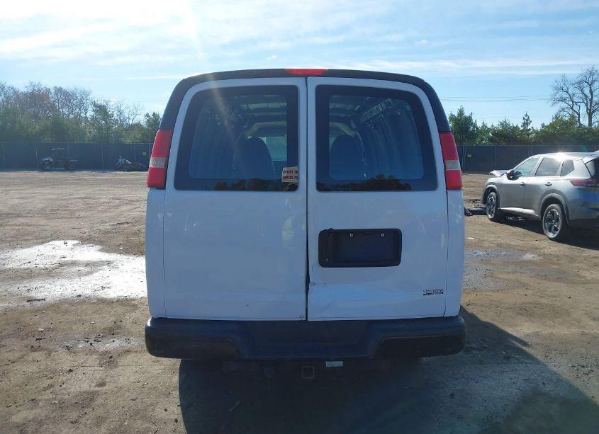 Photo 17 of 2014 Gmc Savana 2500 WORK VAN (VIN 1GTW7FCG3E1126775)