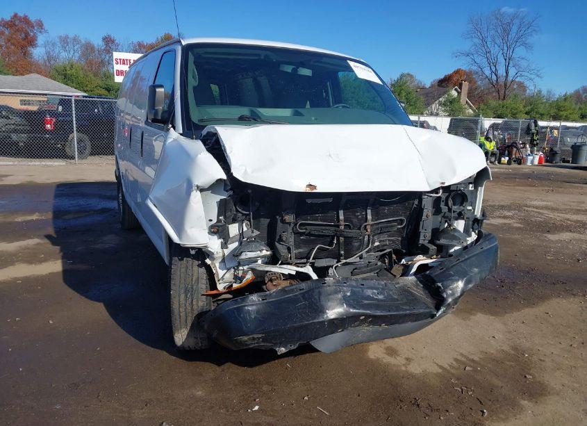 Photo 6 of 2014 Gmc Savana 2500 WORK VAN (VIN 1GTW7FCG3E1126775)