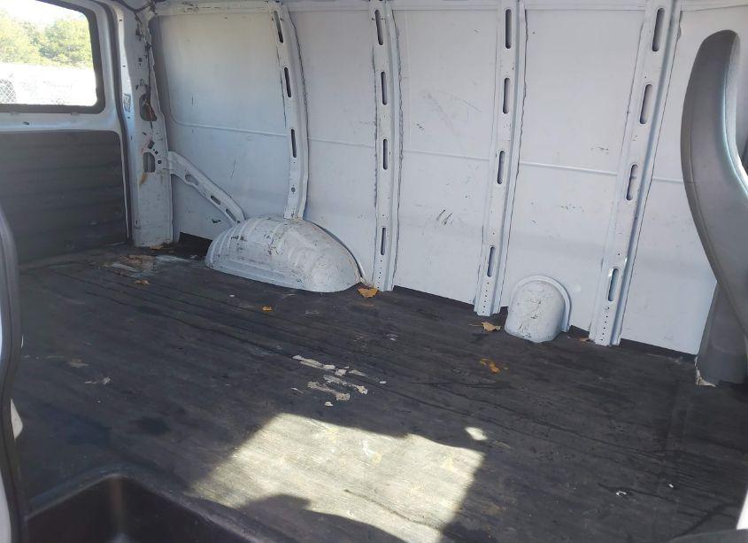 Photo 8 of 2014 Gmc Savana 2500 WORK VAN (VIN 1GTW7FCG3E1126775)