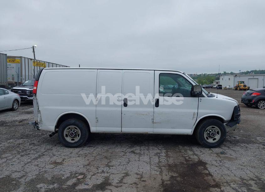 Photo 13 of 2014 Gmc Savana 3500 WORK VAN (VIN 1GTZ7TCG1E1120033)