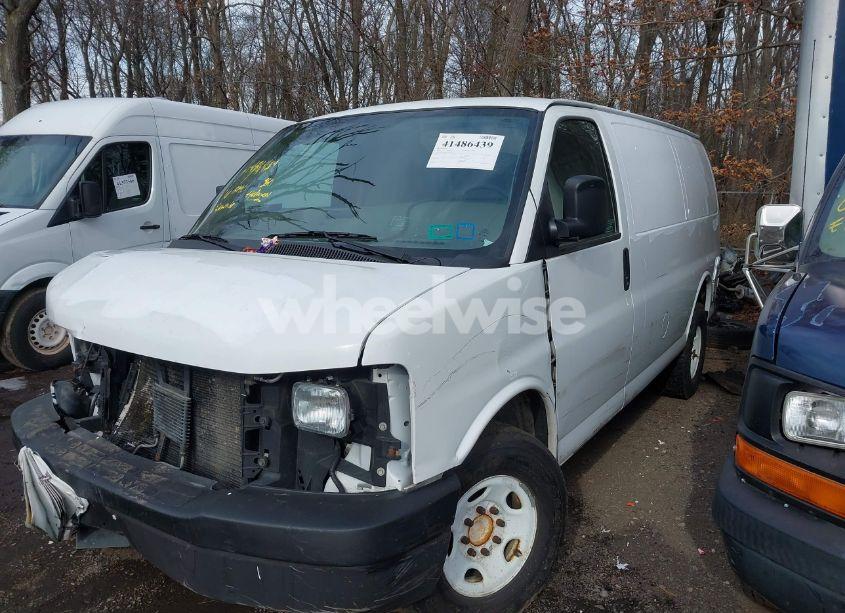Photo 2 of 2010 Gmc Savana 2500 WORK VAN (VIN 1GTZGFBA5A1161399)