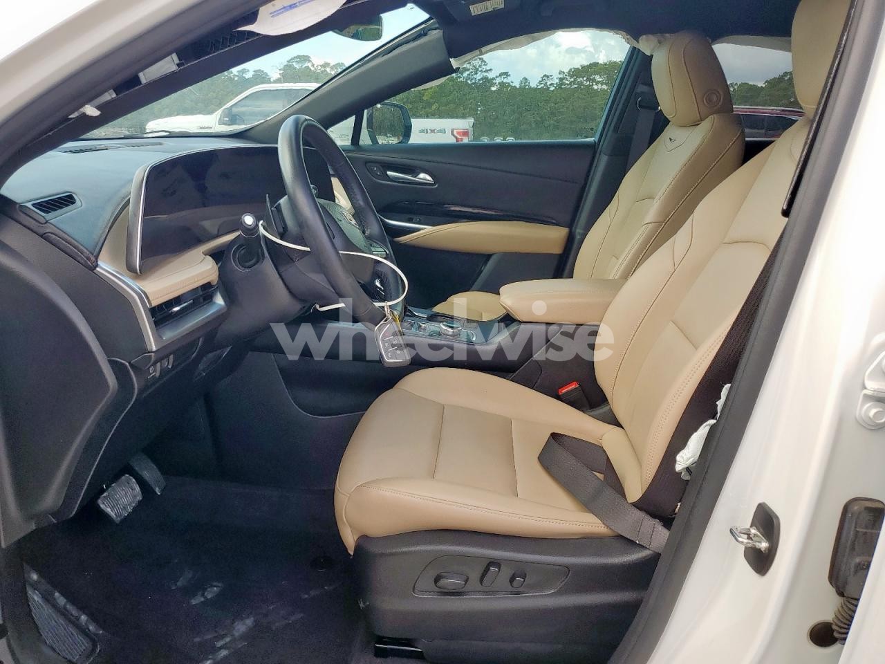 Photo 7 of 2024 CADILLAC XT4 LUXURY (VIN 1GYAZAR47RF120632)
