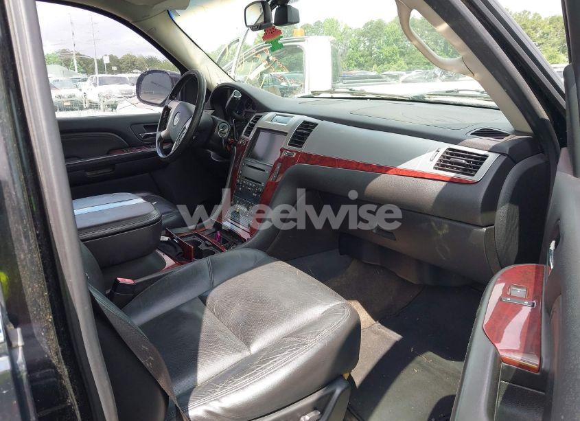 Photo 5 of 2008 Cadillac Escalade STANDARD (VIN 1GYEC63808R146174)