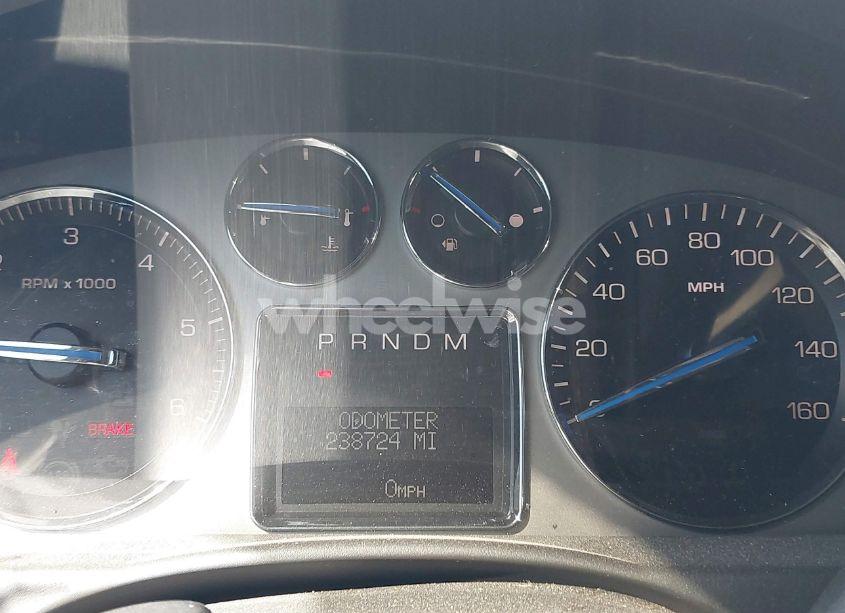 Photo 7 of 2007 Cadillac Escalade STANDARD (VIN 1GYEC63817R263521)