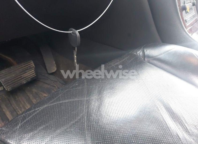 Photo 11 of 2008 Cadillac Escalade STANDARD (VIN 1GYEC63828R134754)