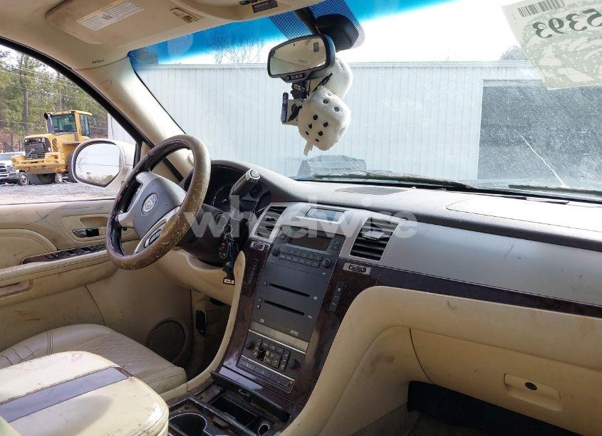 Photo 5 of 2007 Cadillac Escalade STANDARD (VIN 1GYEC63837R257896)