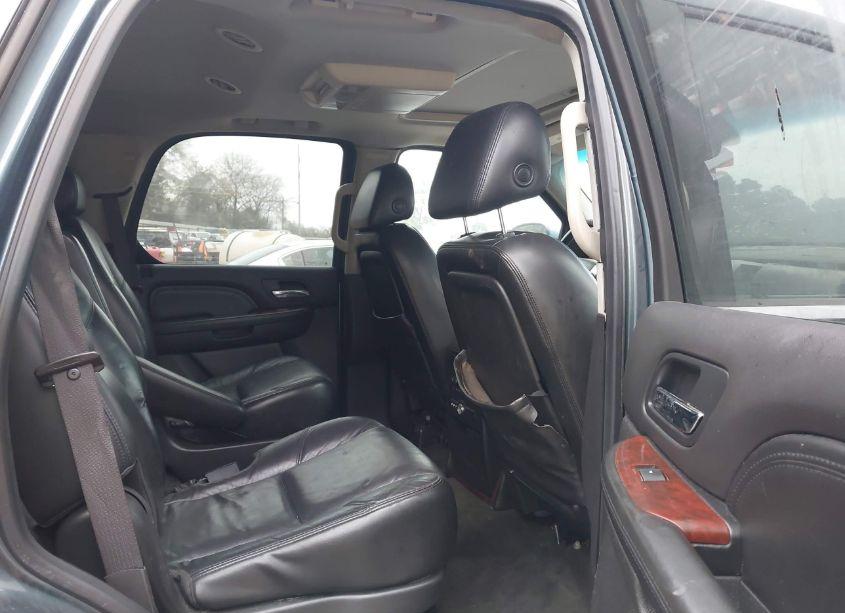 Photo 8 of 2008 Cadillac Escalade STANDARD (VIN 1GYEC63838R167052)