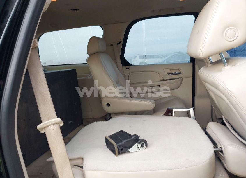 Photo 8 of 2008 Cadillac Escalade STANDARD (VIN 1GYEC63848R185933)