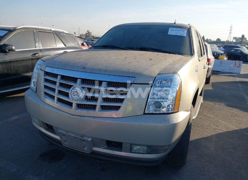 Photo 2 of 2008 Cadillac Escalade STANDARD (VIN 1GYEC63848R186256)