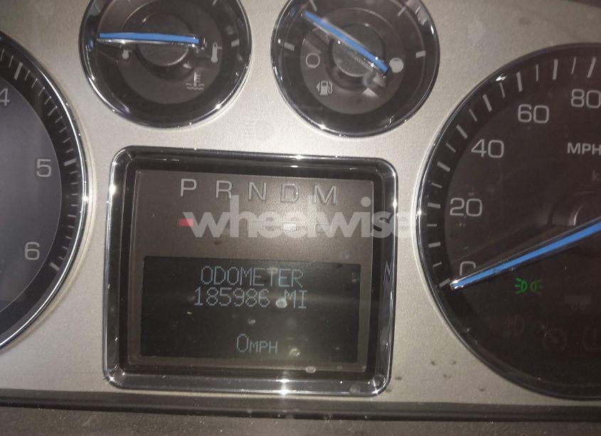 Photo 7 of 2008 Cadillac Escalade STANDARD (VIN 1GYEC63858R175007)