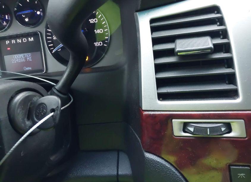 Photo 9 of 2007 Cadillac Escalade STANDARD (VIN 1GYEC63867R303074)